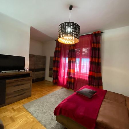 Monolit Budapest Center Guesthouse エクステリア 写真
