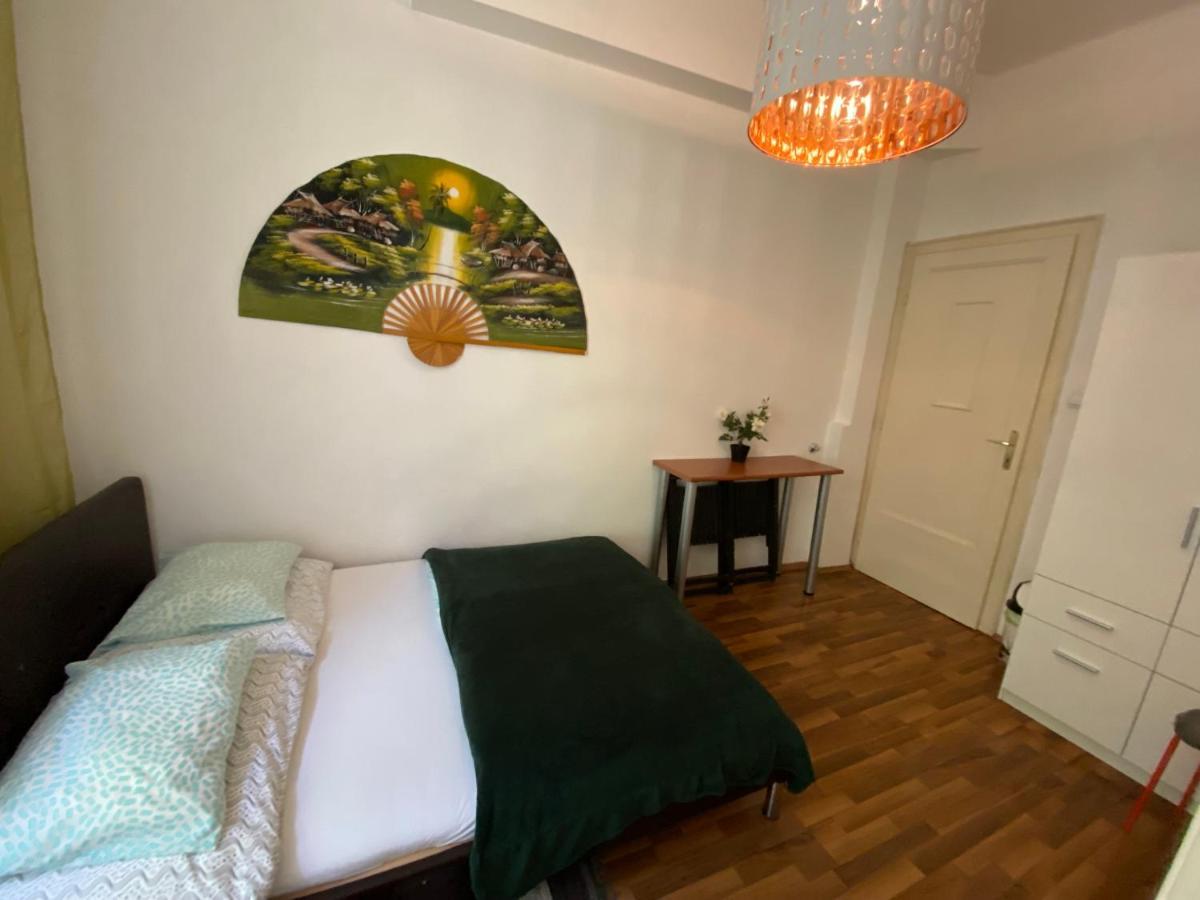 Monolit Budapest Center Guesthouse エクステリア 写真