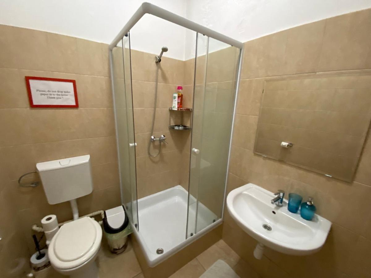 Monolit Budapest Center Guesthouse エクステリア 写真