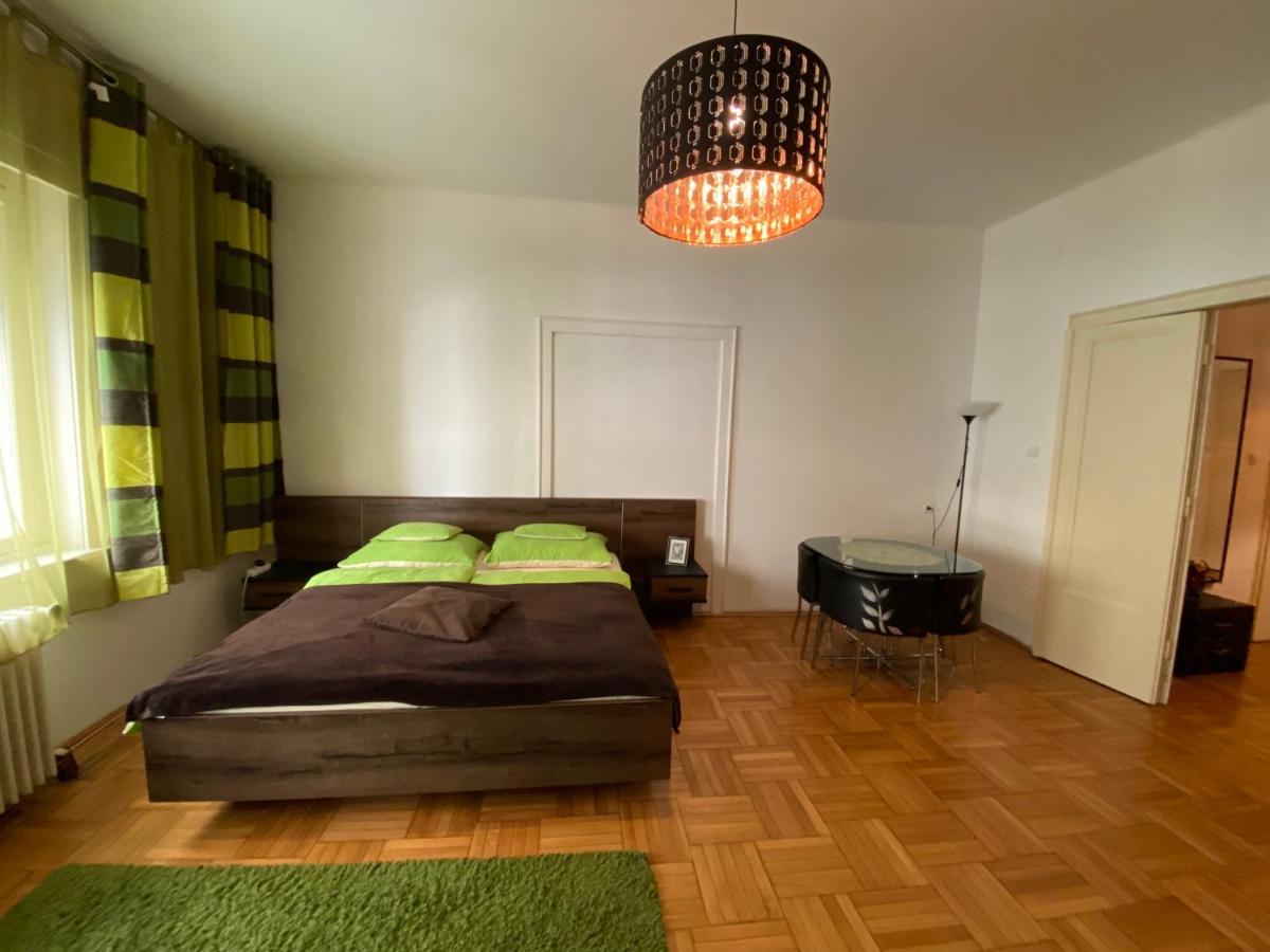 Monolit Budapest Center Guesthouse エクステリア 写真