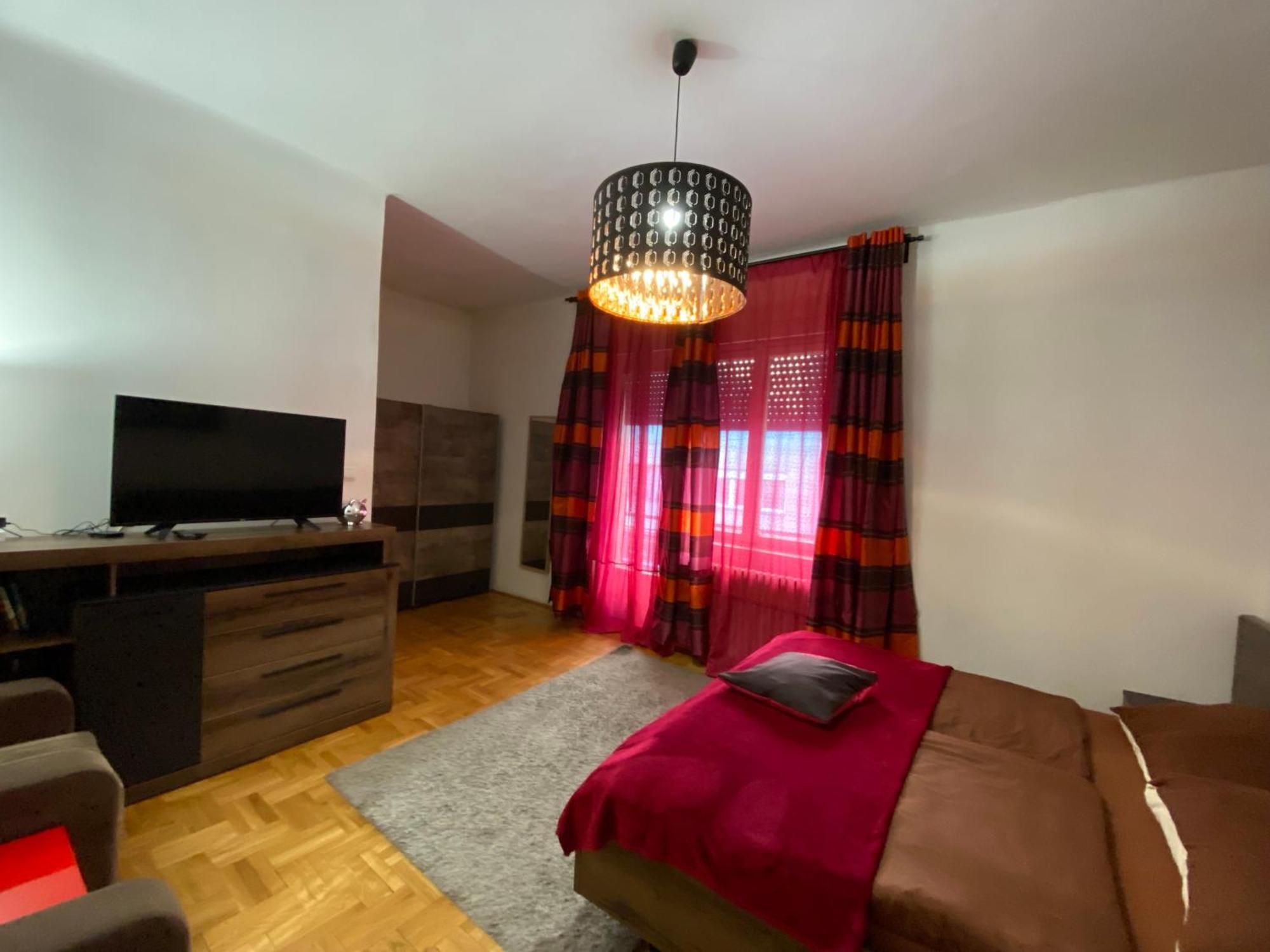 Monolit Budapest Center Guesthouse エクステリア 写真
